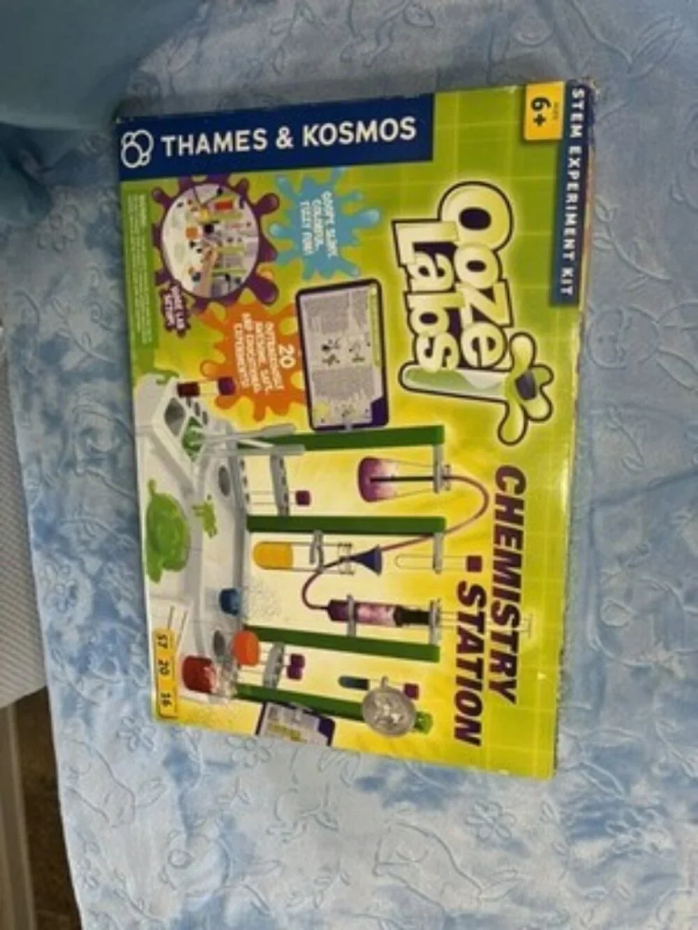 Thames & Kosmos Ooze Labs Chemistry Station
